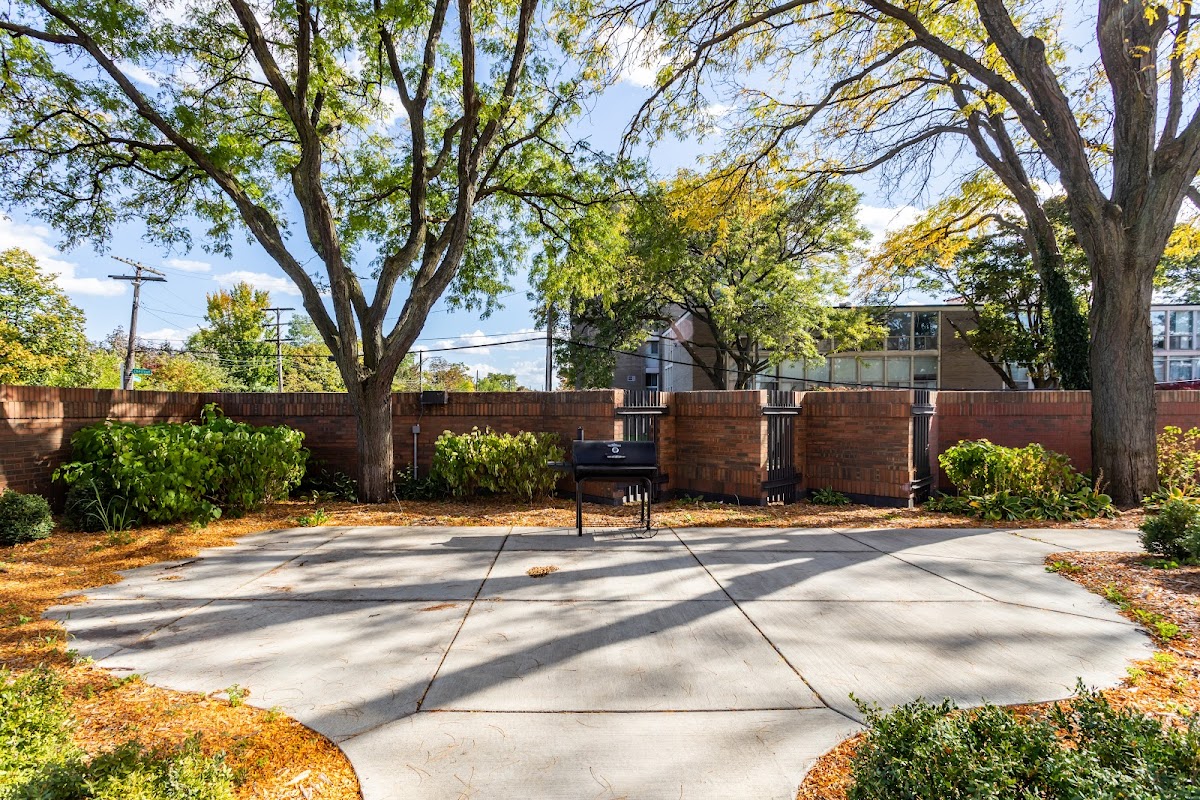 Lafayette Park Nursing & Rehabilitation Center - Photo 6