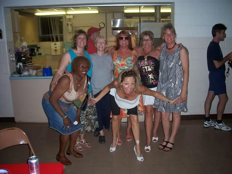 Surrender House - Photo 1