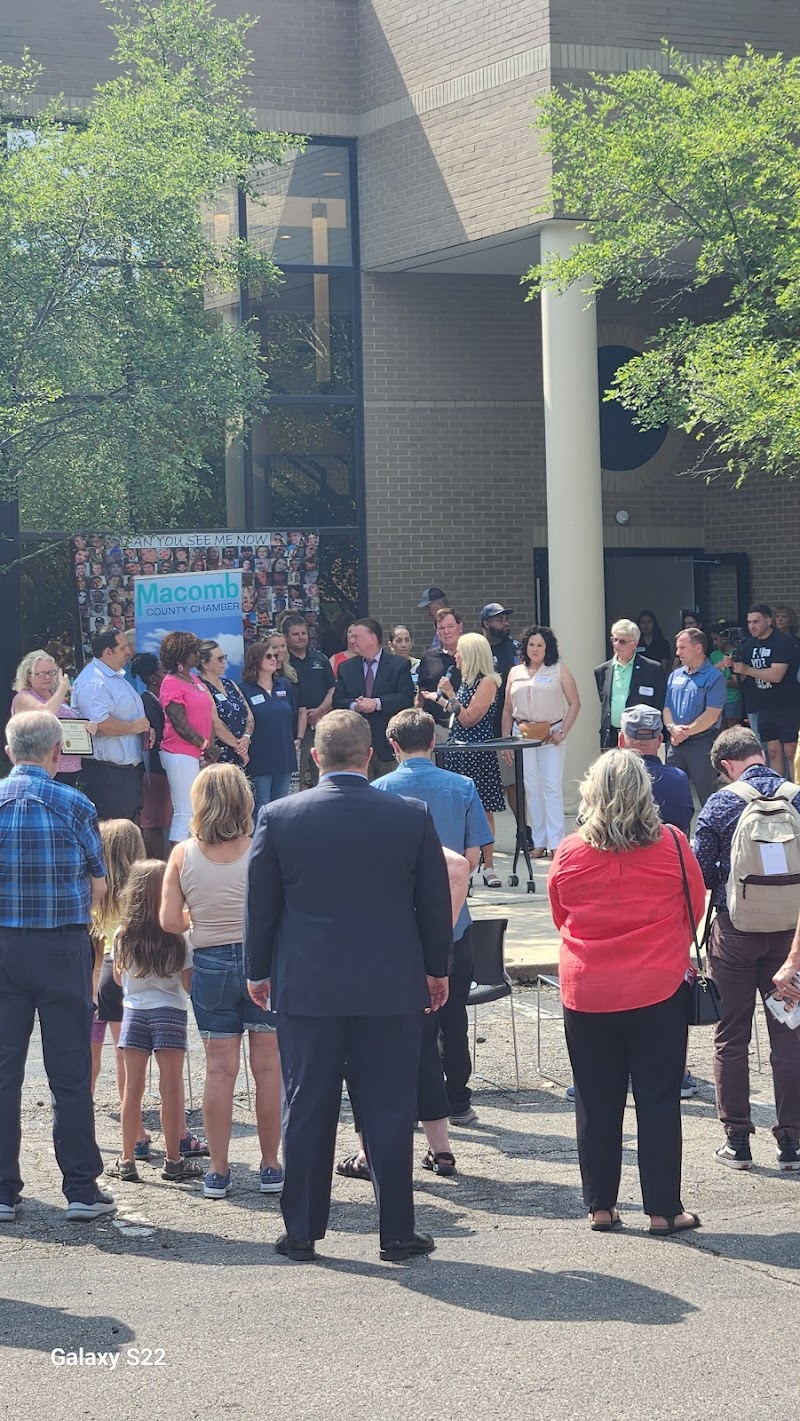 Face Addiction Now (FAN) - Photo 4