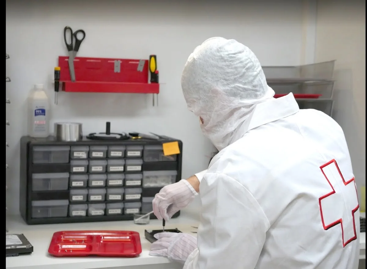 File Savers Data Recovery - Photo 4