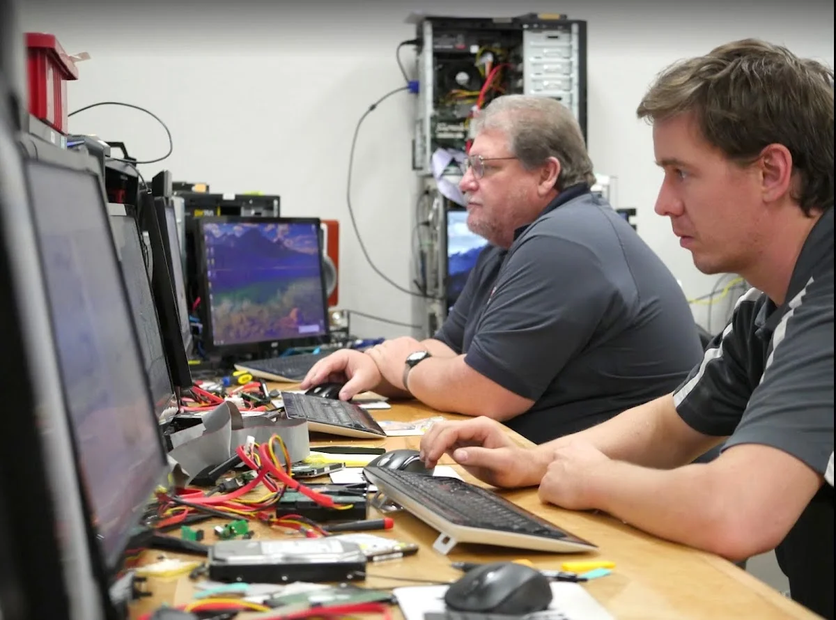 File Savers Data Recovery - Photo 5