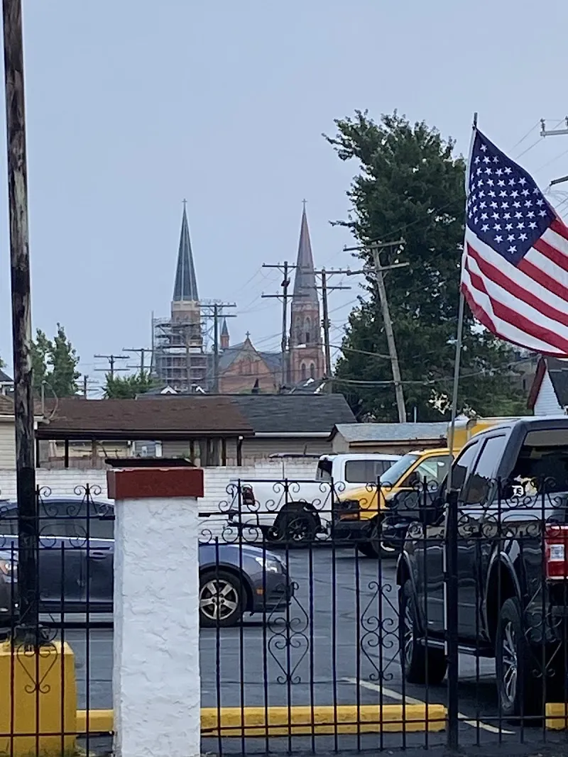 Sober Living at Surrender House - Photo 5