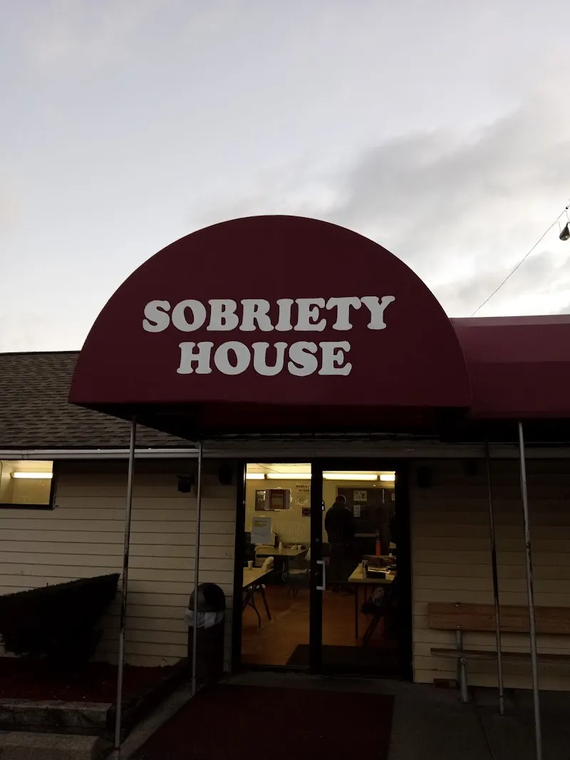 Sobriety House - Photo 1