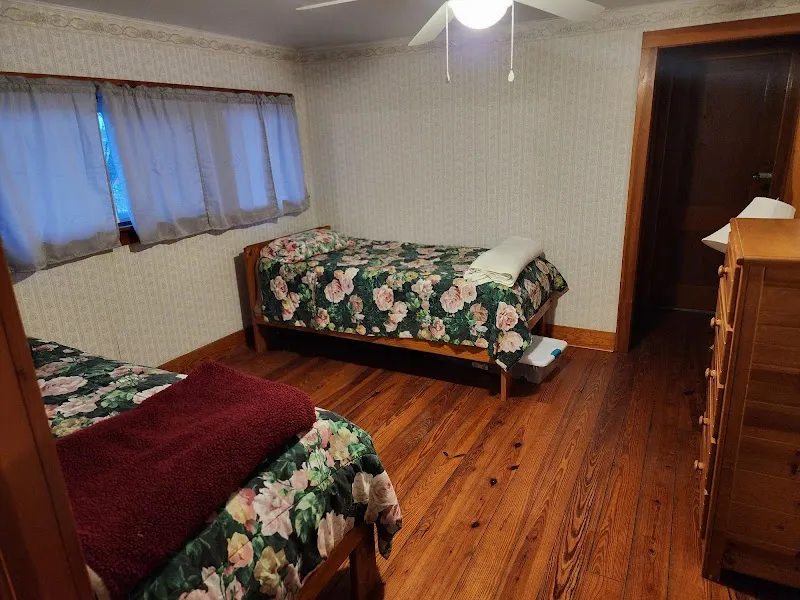 Sisters Of Sobriety - Photo 5