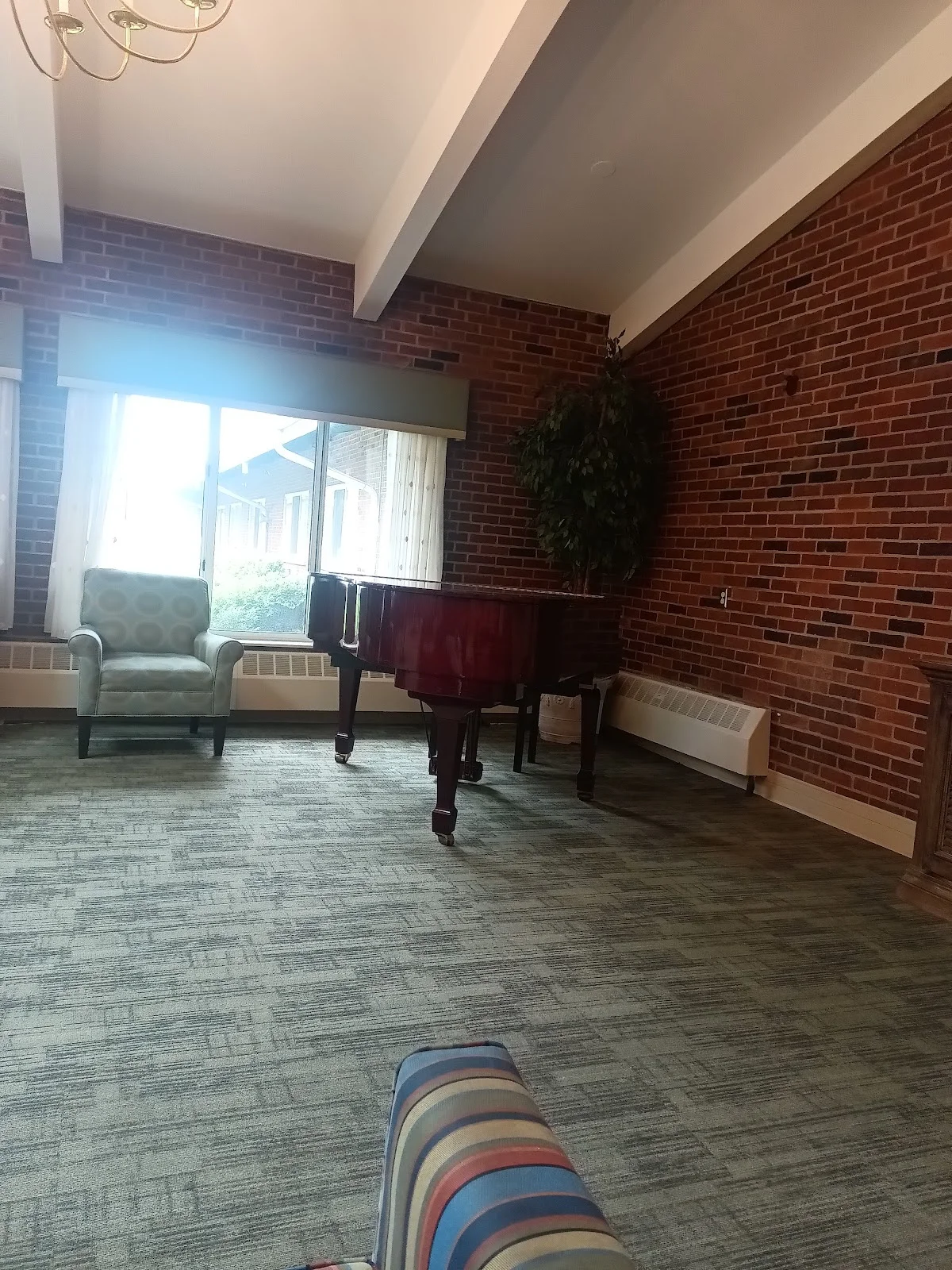 Optalis Health & Rehabilitation of Dearborn Heights - Photo 5