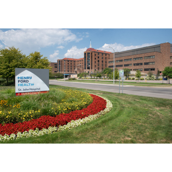 Henry Ford Cracchiolo Inpatient Rehabilitation Center - St. John Hospital - Photo 5