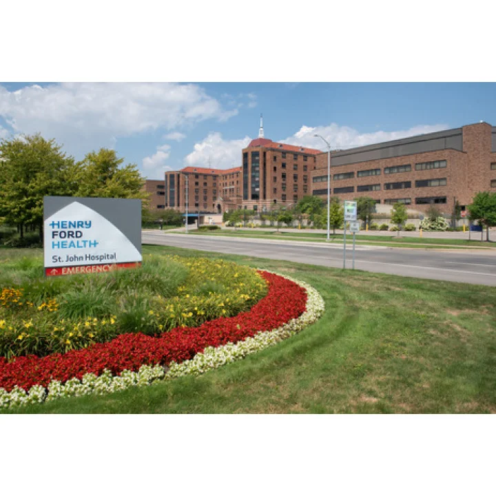 Henry Ford Cracchiolo Inpatient Rehabilitation Center - St. John Hospital - Photo 2