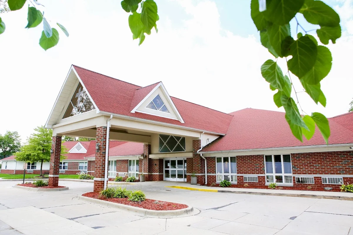 Fountain Bleu - An Optalis Health and Rehabilitation Center - Photo 2