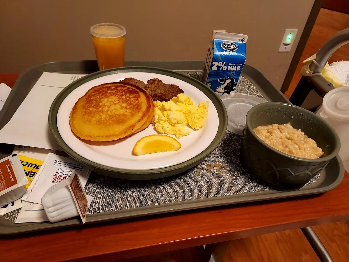 Hartford Nursing and Rehabilitation - Photo 5